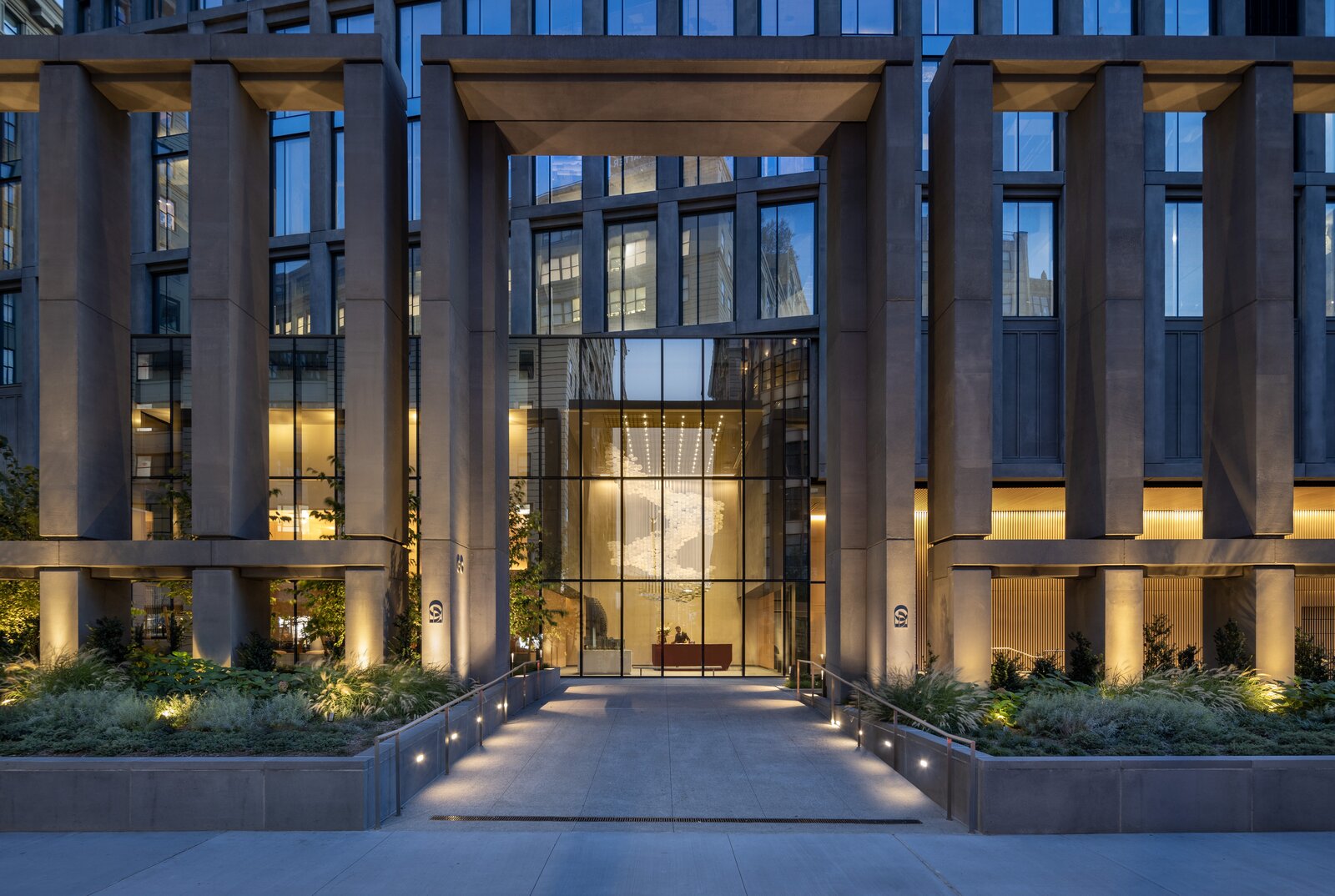View of Photo 5 of 5 in A Stunning Waterfront Apartment in Brooklyn Lists for ...