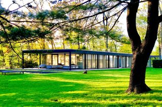 An Icon of Midcentury Glass Architecture Pops Up on the Market in Briarcliff Manor for $2.9M