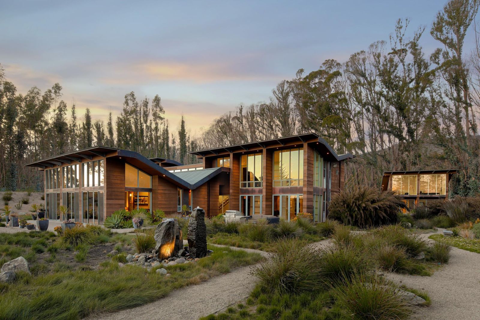 Photo 4 of 9 in This $5.9M Pescadero Home Blends Ocean Views With Laid