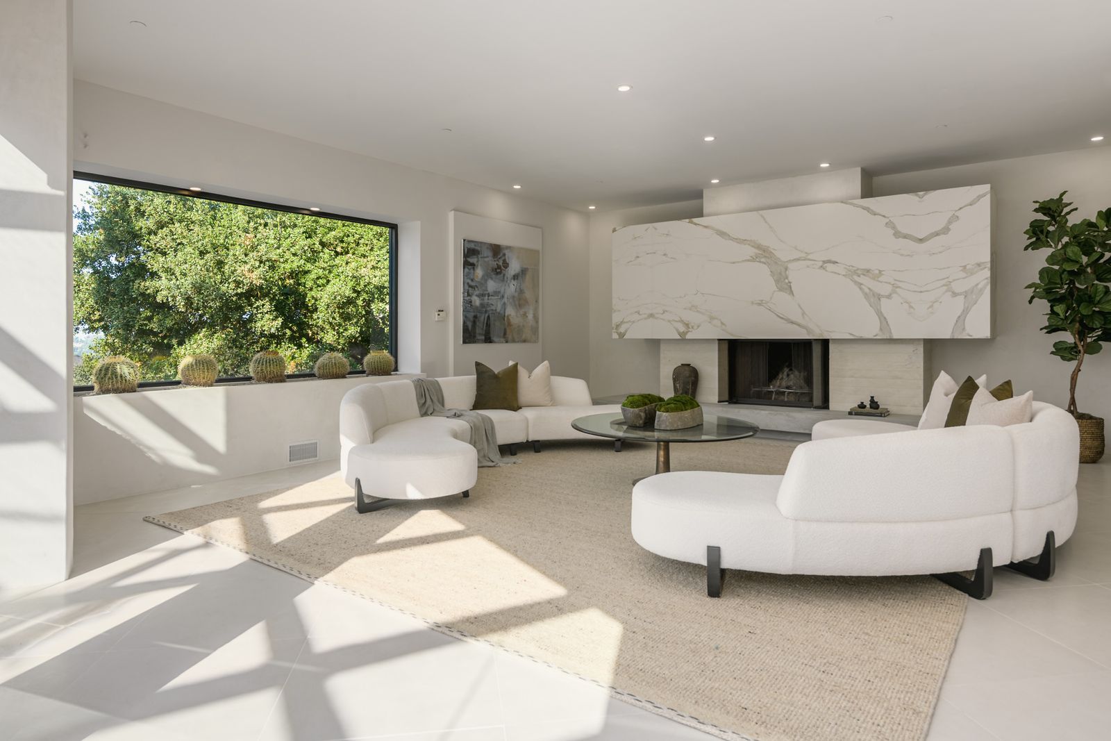 Photo 4 of 13 in An Architectural Retreat With Unobstructed Views of ...