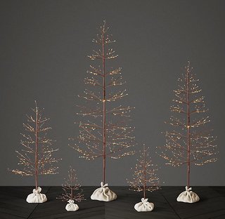 10 Festive Alternatives to the Traditional Christmas Tree - Photo 7 of 10 -