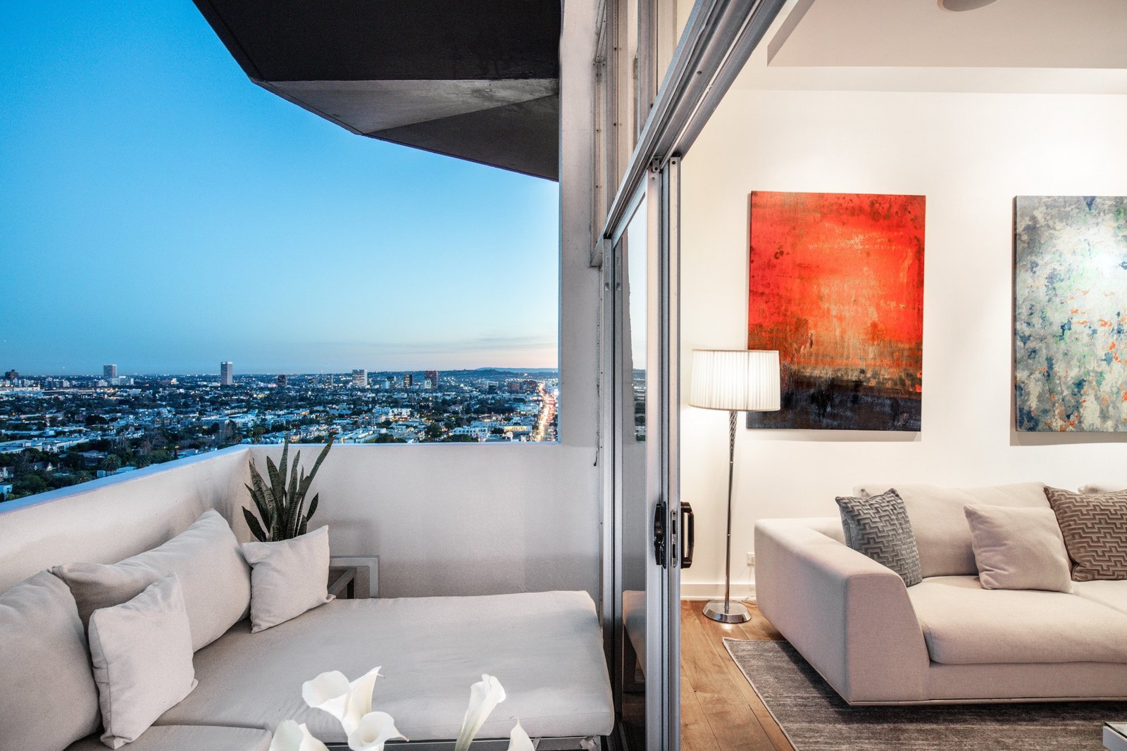 Photo 5 of 27 in West Hollywood Penthouse by Chris Jacobs - Dwell
