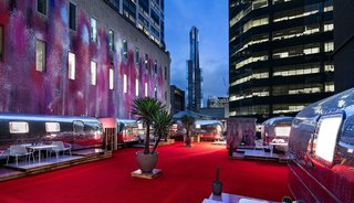 A Bold Airstream Hotel Tops a Melbourne Parking Garage - Photo 3 of 8 -