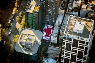 A Bold Airstream Hotel Tops a Melbourne Parking Garage - Photo 1 of 8 -