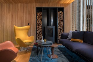 Boutique Coffee Roaster Coperaco's First Cafe Holds a Modern Tree House - Photo 3 of 6 -