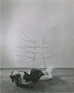 10 Things You Need to Know About Isamu Noguchi - Photo 6 of 10 -