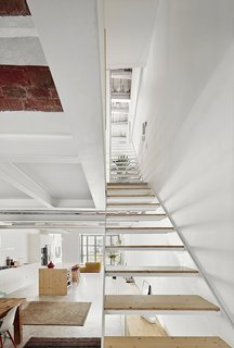 Can This Renovated, Loft-Like Home in Spain Be Any Dreamier? - Photo 10 of 10 -