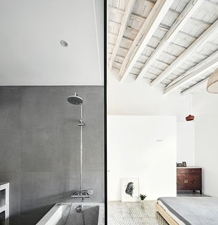 Can This Renovated, Loft-Like Home in Spain Be Any Dreamier? - Photo 5 of 10 -