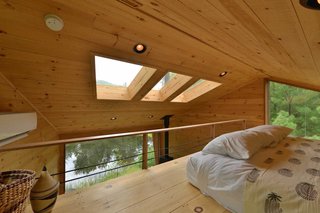 Sleep in This Romantic Tree House Just Outside NYC - Photo 9 of 10 -