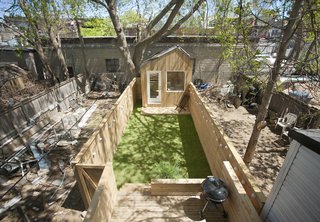 This Architect's Tiny Studio Is the Ultimate Backyard Workspace - Photo 2 of 9 -