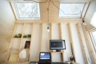 This Architect's Tiny Studio Is the Ultimate Backyard Workspace - Photo 6 of 9 -