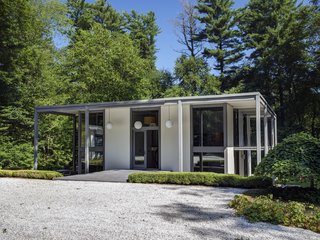 A Showstopping Midcentury in New Canaan Hits the Market - Photo 1 of 12 -