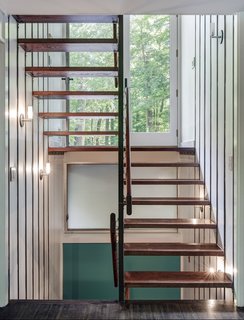 A Showstopping Midcentury in New Canaan Hits the Market - Photo 8 of 12 -