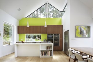 Raised in Just 10 Days, This Airtight Prefab Is a Lesson in Efficiency - Photo 5 of 10 -