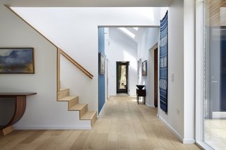 Raised in Just 10 Days, This Airtight Prefab Is a Lesson in Efficiency - Photo 8 of 10 -