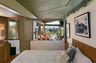A Midcentury Schindler Gem With a Writer's Studio Asks $2.3M - Photo 9 of 16 -