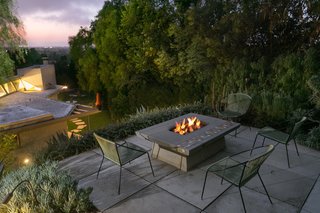 A Midcentury Schindler Gem With a Writer's Studio Asks $2.3M - Photo 12 of 16 -
