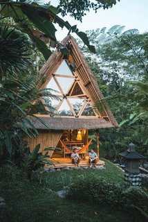 This Serene Bamboo Bungalow Rental Is a Slice of Paradise in Bali - Photo 5 of 14 -