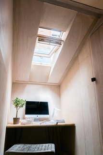 The interior is illuminated by an illuminating sky light.