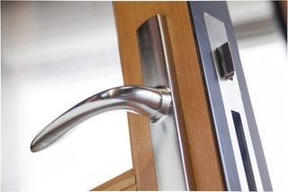 8 Things to Consider When Choosing Retractable Glass Walls - Photo 10 of 15 - Hardware and finishes can be customized to match existing décor.