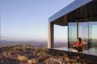 Go Stargazing in This Off-Grid Glass Prefab Nestled in the Desert - Photo 7 of 13 - The unit provides the ideal setting for those looking to disconnect.