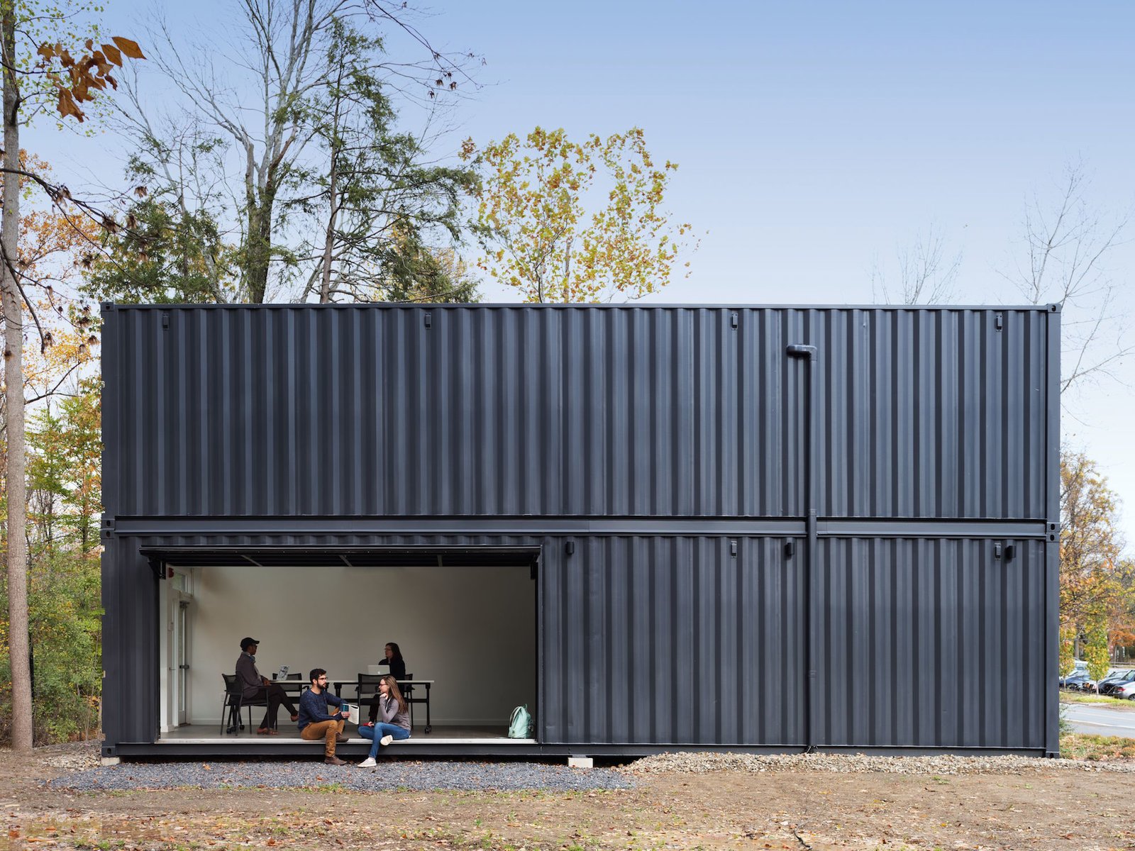 A Shipping Container Prefab Lab Is Built in Only 4 Hours