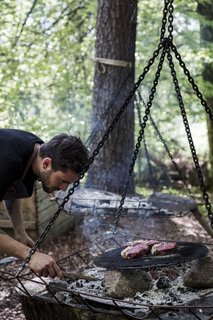 Stedsans in the Woods also offers a more DIY approach to dinner on weekdays, when guests are taught how to cook their meal over an open fire.
