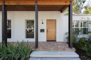 The architects stripped back years of alterations on the one-story bungalow to create a more minimalist and pared-back appearance.
