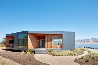 The Goto House is sheathed in heavy-gauge steel cladding to protect against the elements and temperature fluctuations.