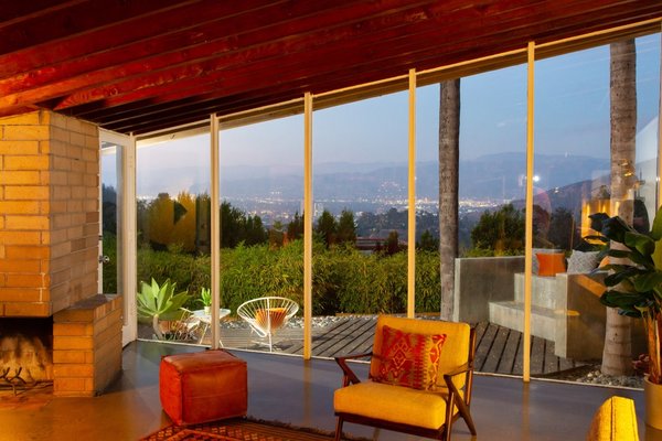 Nestled in the Hollywood Hills just above Runyon Canyon, the Bergern Residence boasts sweeping views of the San Fernando Valley.