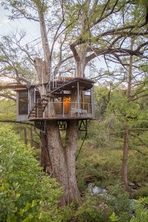 "The most challenging part of the project was the fact that the foundation started 25 feet in the air. Until the foundation was built, every piece of material needed to be rigged into place via ropes, chains, and cables," Will says.