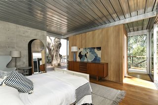 A look inside the guest bedroom.