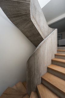Top 5 Homes of the Week With Sublime Staircases - Photo 4 of 5 -