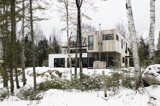 Top 5 Homes of the Week That Double as Winter Retreats - Photo 1 of 5 -