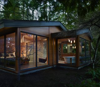 Top 5 Homes of the Week That Interact With the Landscape - Photo 5 of 5 -