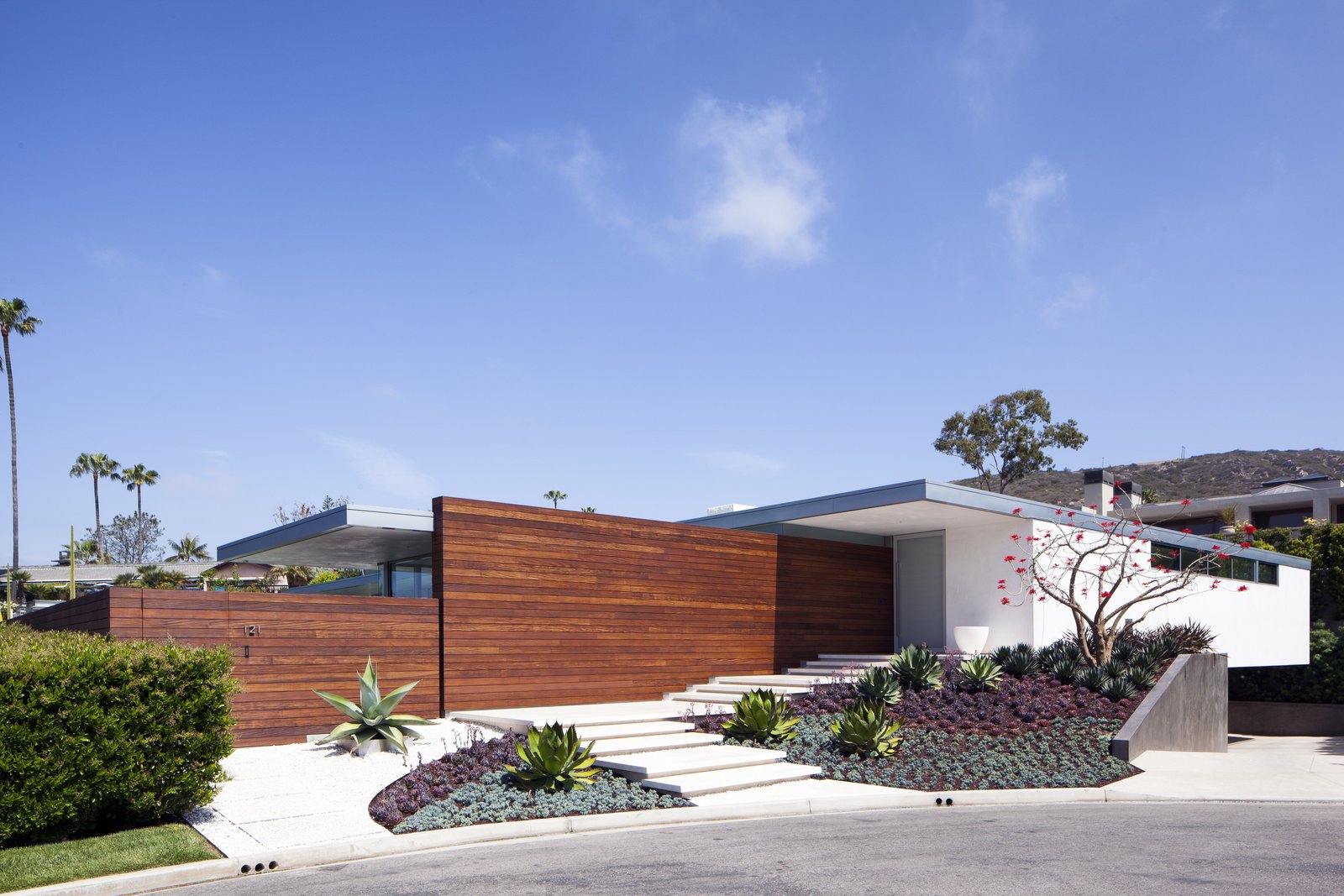 Irvine Cove Residence (8 Photos) Dwell