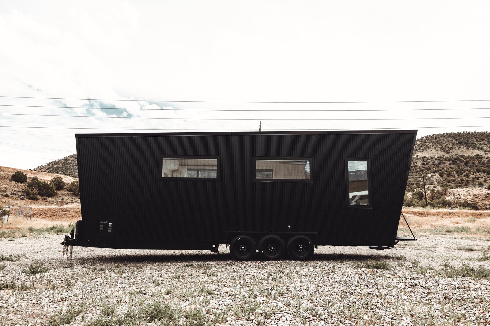 Photo 6 of 11 in Land Ark RV - Suite by Brian Buzarde - Dwell