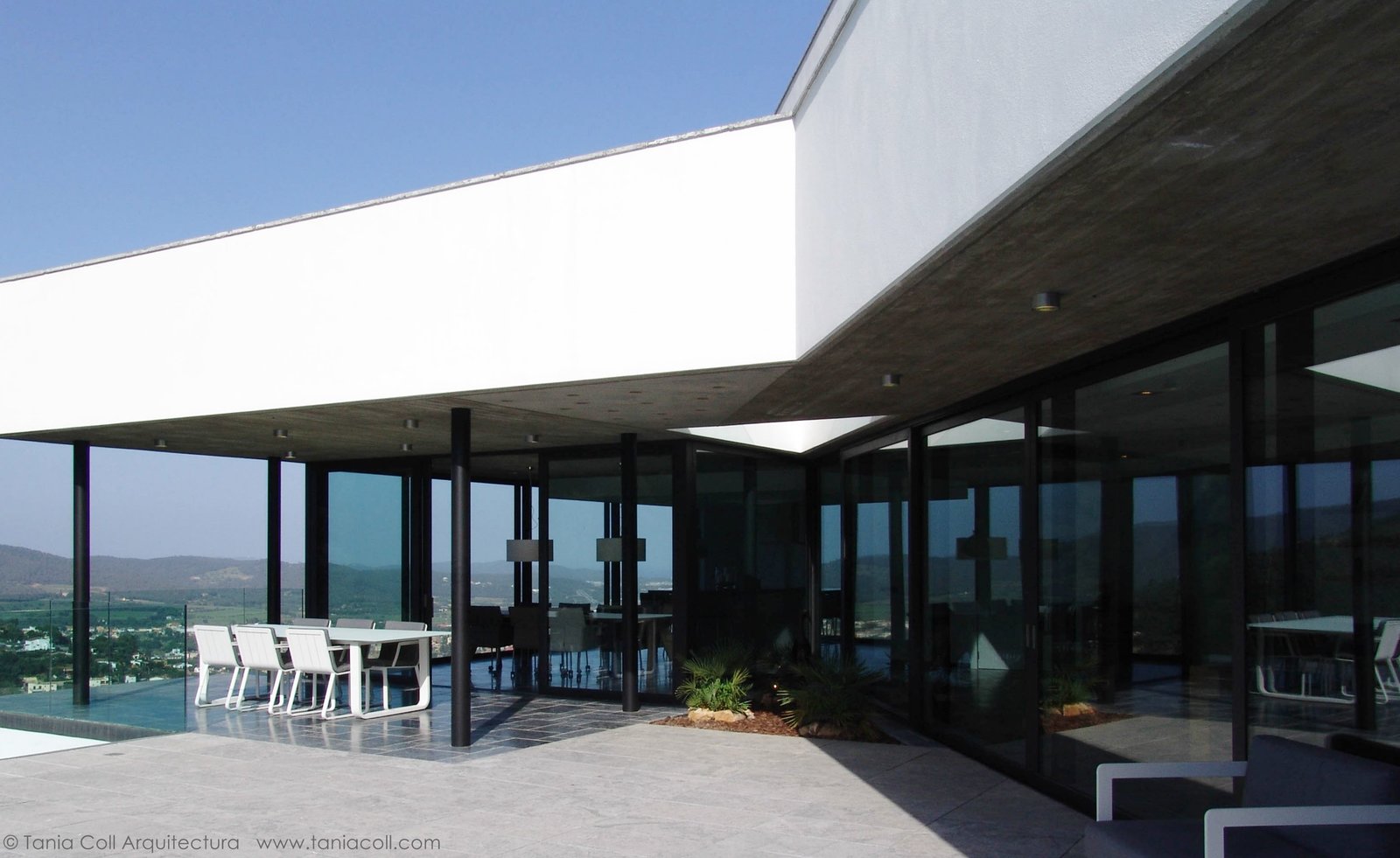 Photo 3 of 19 in Casa Elisa by Tania Coll Arquitectura Dwell