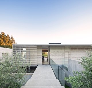 An Australian Family's New Digs in Canada Embraces Sunshine and Socializing - Photo 1 of 11 -