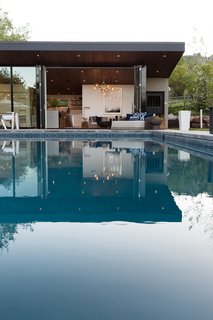 This Can-Do Pool House Cleverly Goes From Private to Party Mode - Photo 6 of 15 -