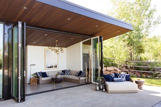 "Everything is intended to blur the distinction between indoor and outdoor living," says Bellessa. 