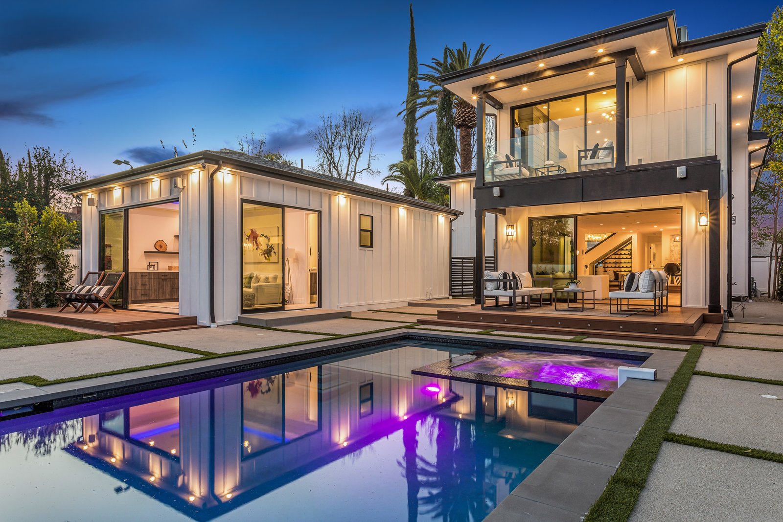 Photo 5 of 39 in Sophisticated Modern Encino Farmhouse by The Dinsky