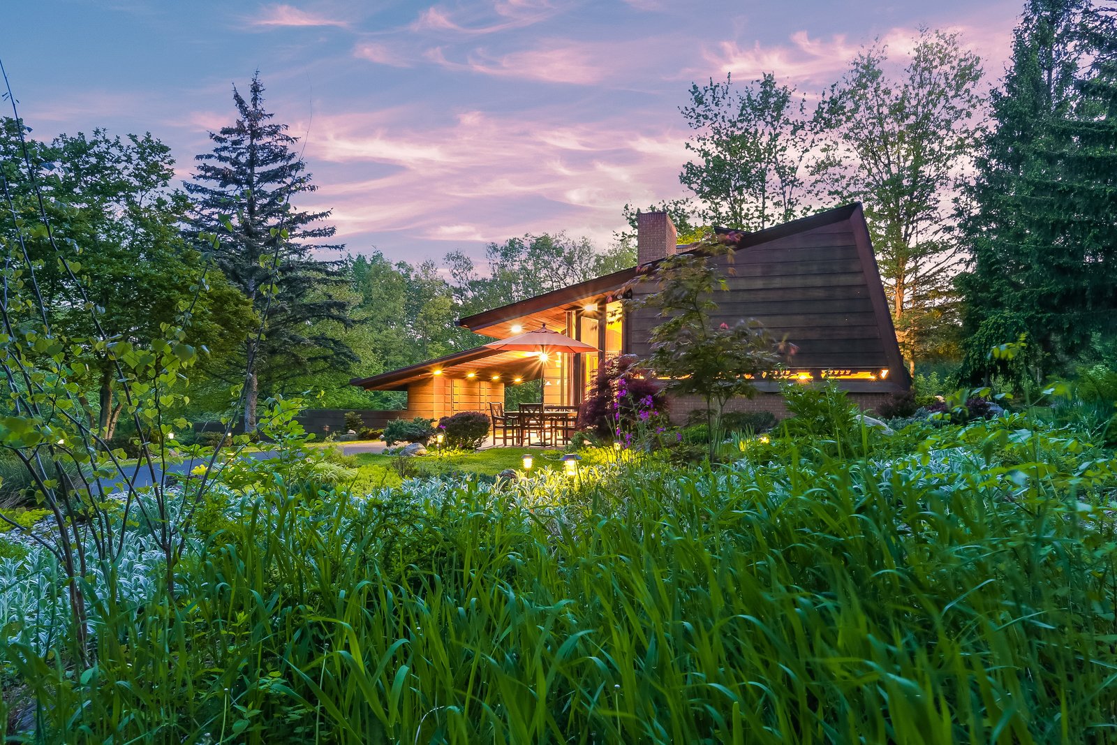 Photo 1 of 65 in Frank Lloyd Wright's Small Masterpiece The Haddock