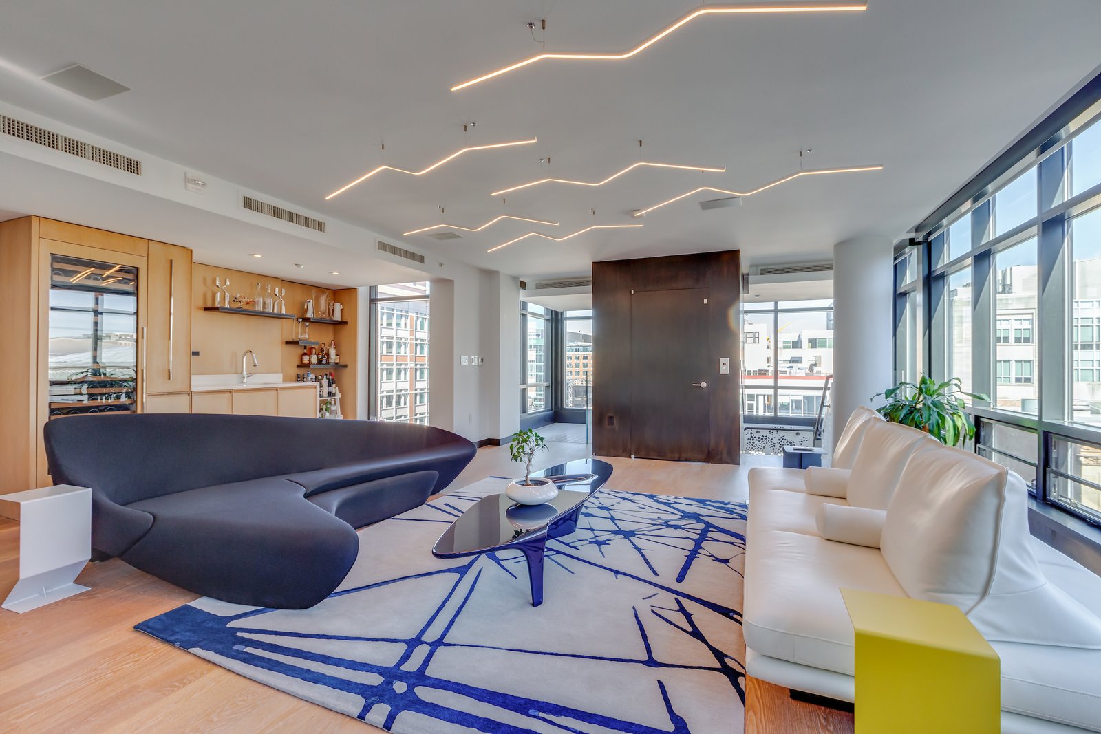 A Stylish Penthouse in Washington, D.C.’s Penn Quarter (7 Photos) Dwell