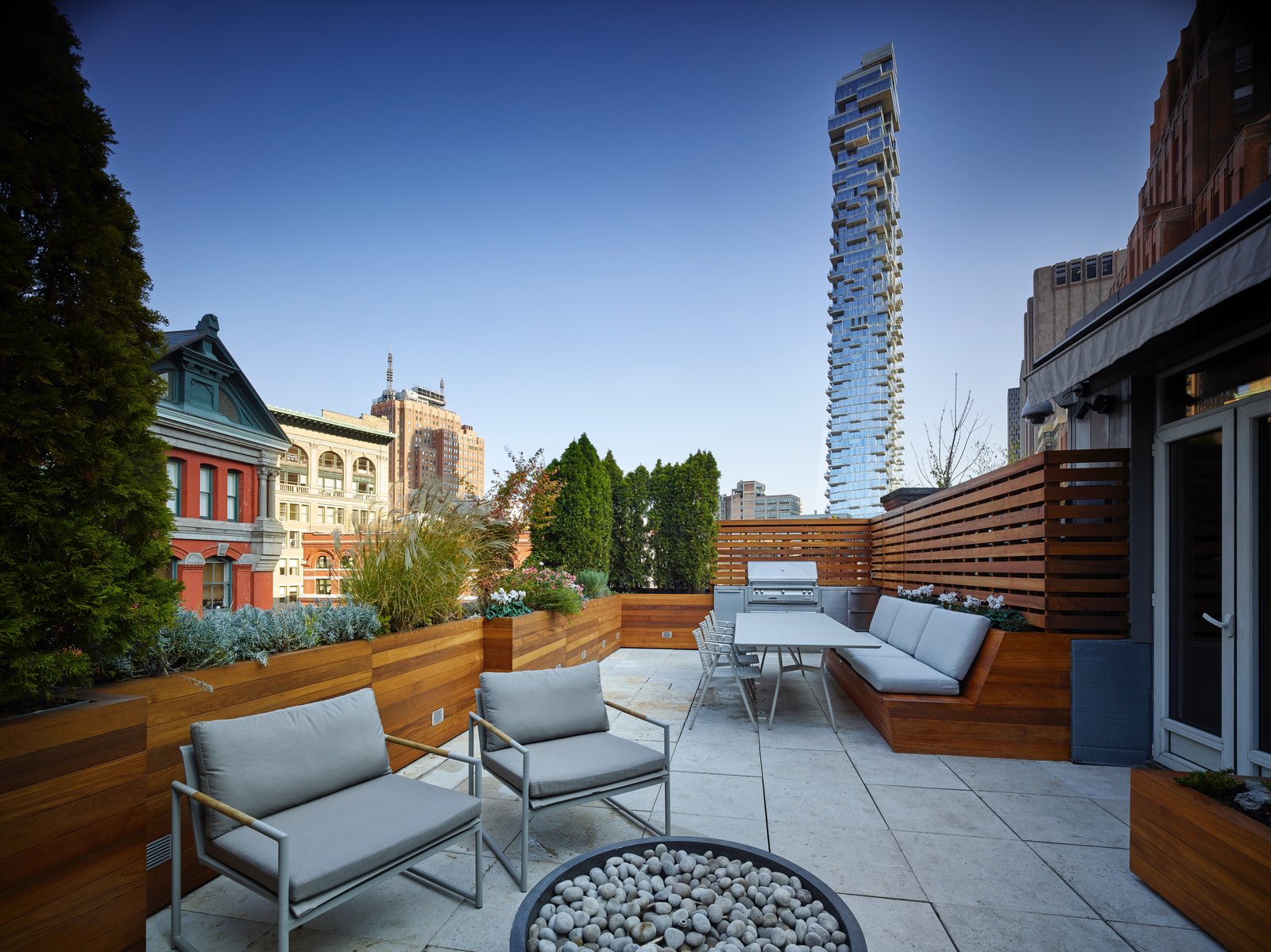 Photo 2 of 11 in Tribeca Roofscape by Schiller Projects - Dwell