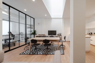 TOUCH Architect's home, office, and studio space combines the best of all worlds. On the second floor, employees can hold meetings in conference rooms, lounge in the multi-use dining space, or cook in the kitchen.