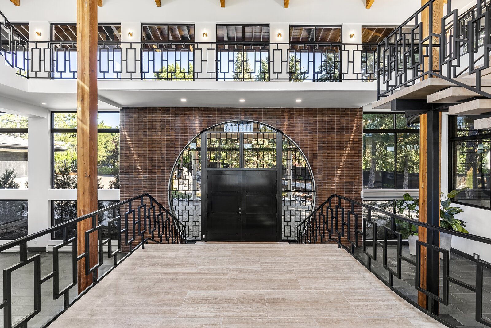 Photo 7 of 42 in Iconic "Utopia" Estate by Compass Colorado Dwell