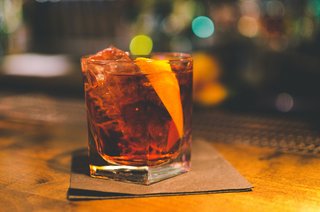 Perfect Pairings: 7 Bar Carts to Complement Your Favorite Cocktail - Photo 6 of 7 -
