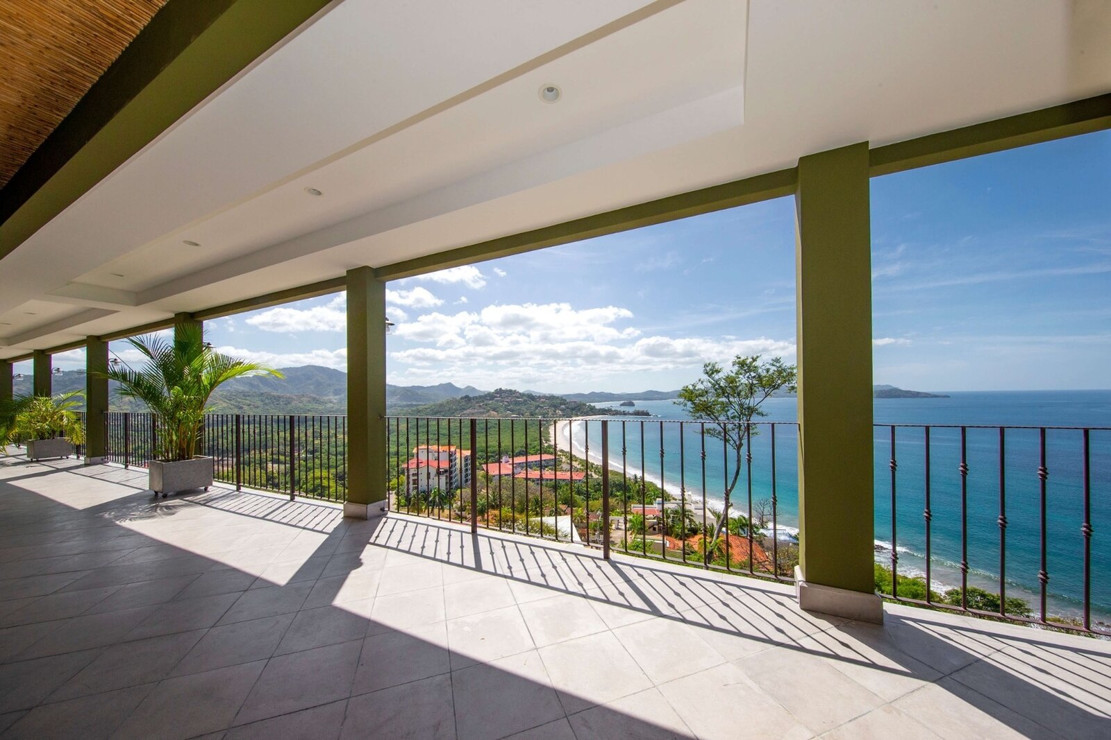 Photo 5 of 7 in Splendor del Pacifico Stunning Penthouse by 2Costa Rica