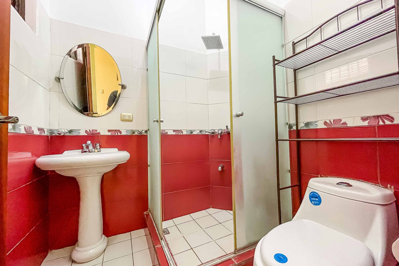 Photo 3 of 22 in Naranjito family house by 2Costa Rica Real Estate Dwell